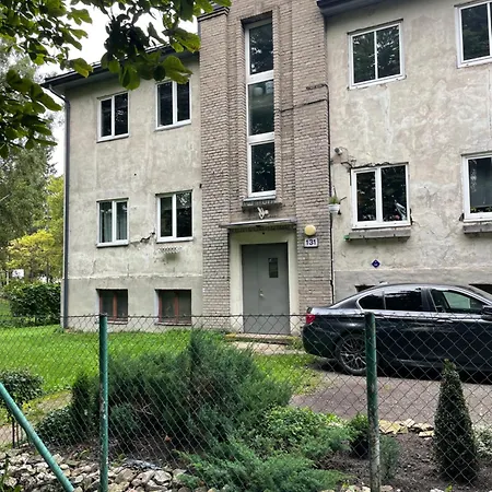 Spacious Family-friendly Apartment, Free Parking Apartment *